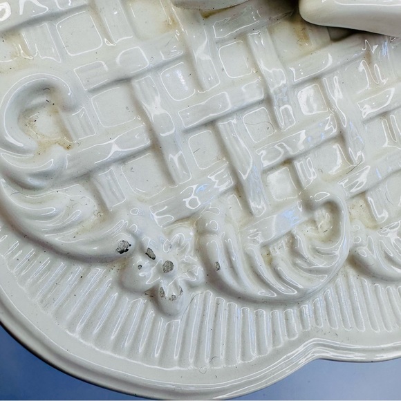 GANZ Embossed Bunny Ceramic Plate 8.5” - Picture 6 of 8